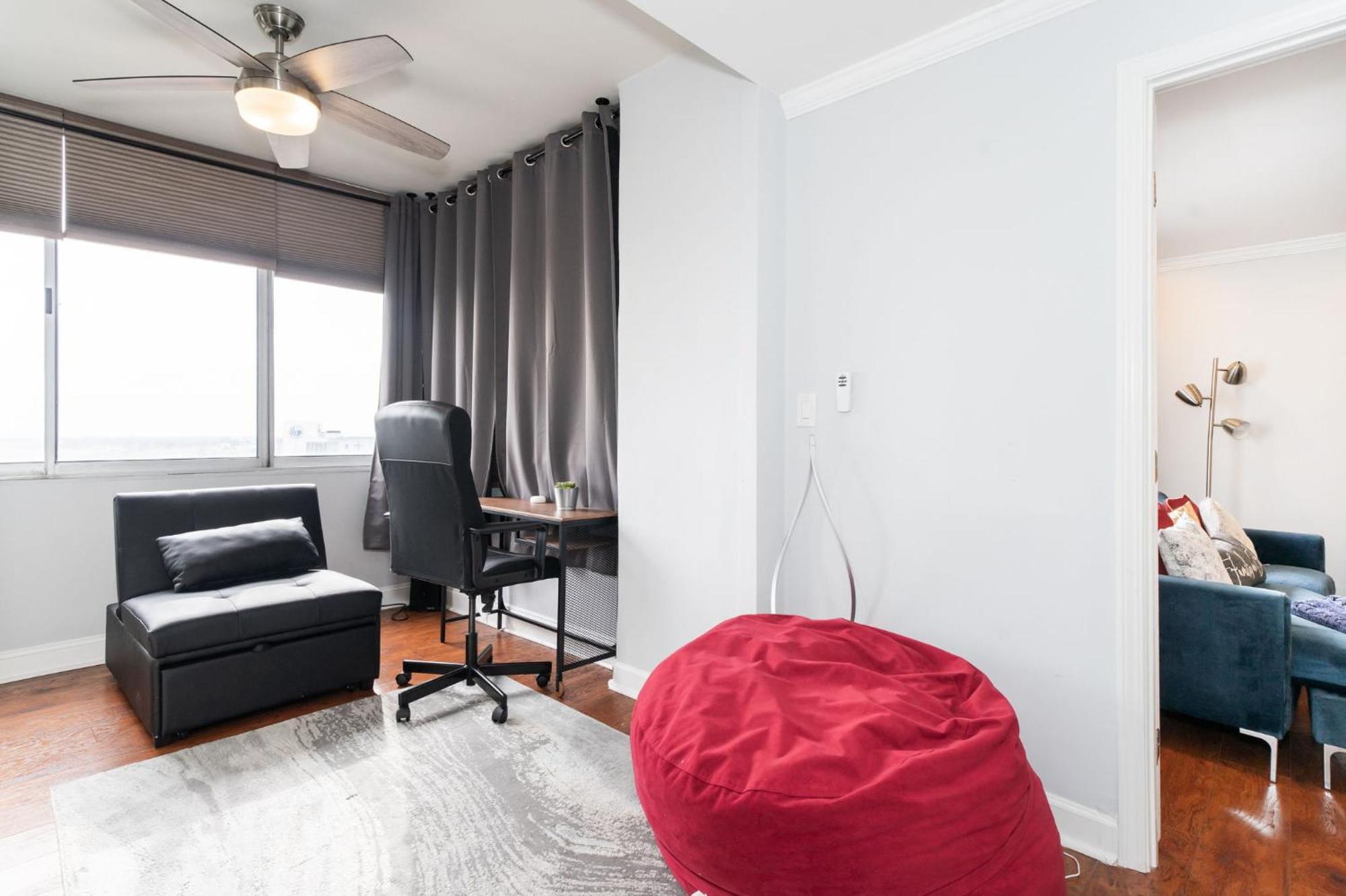 21Floor-Renovated 2Br,1Bath King And Queen Bed And Parking Atlanta Extérieur photo
