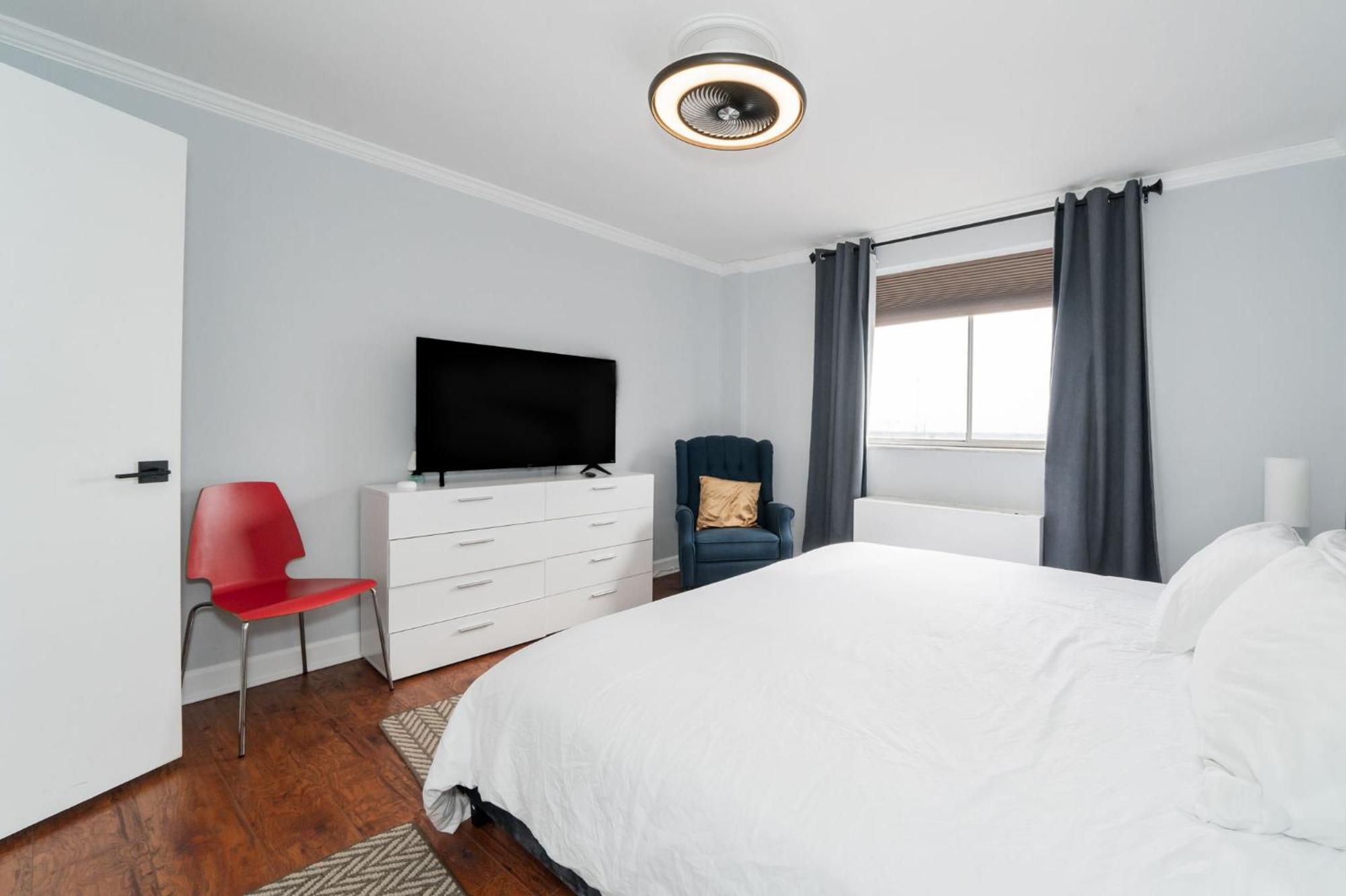21Floor-Renovated 2Br,1Bath King And Queen Bed And Parking Atlanta Extérieur photo