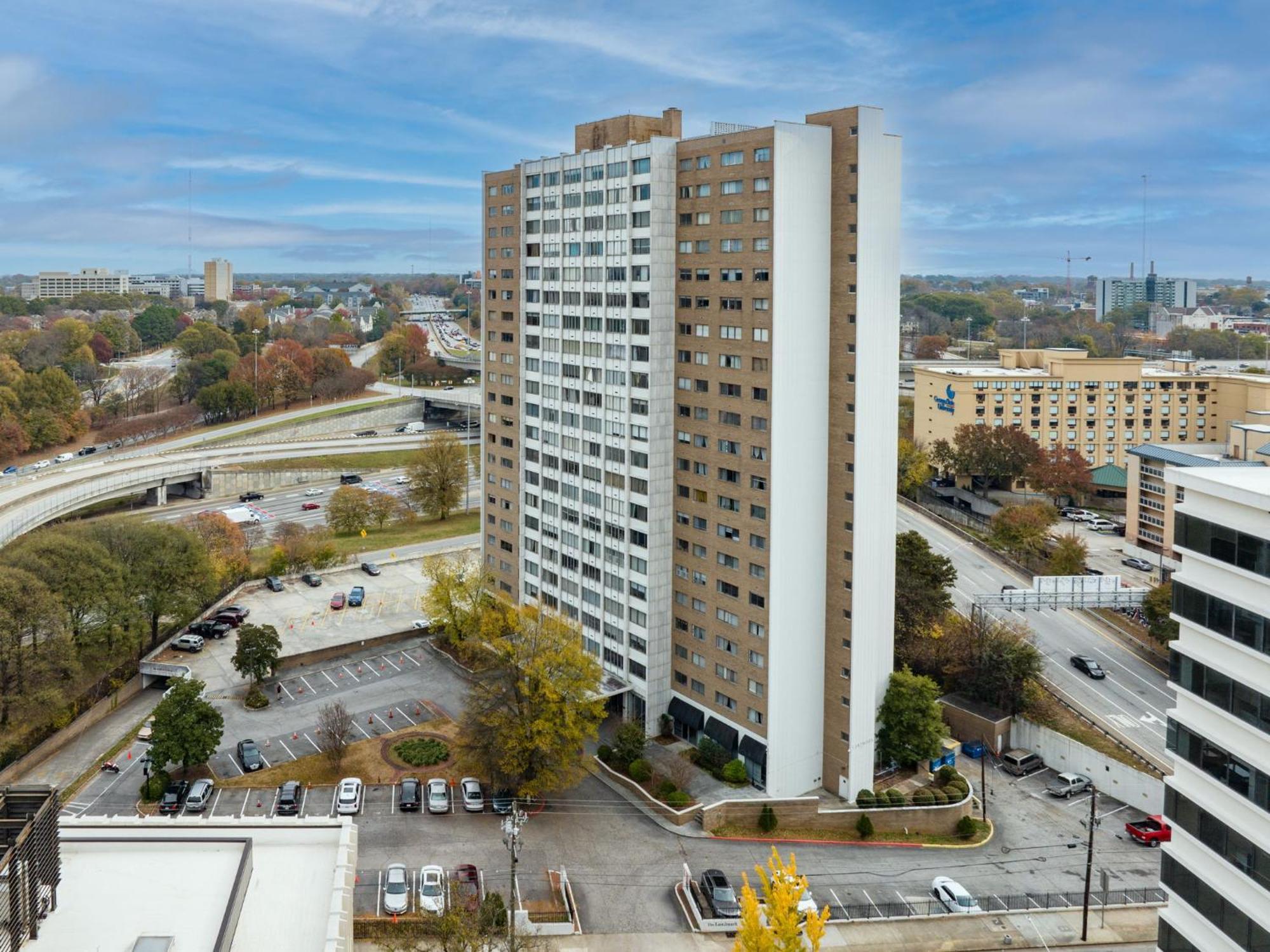 21Floor-Renovated 2Br,1Bath King And Queen Bed And Parking Atlanta Extérieur photo