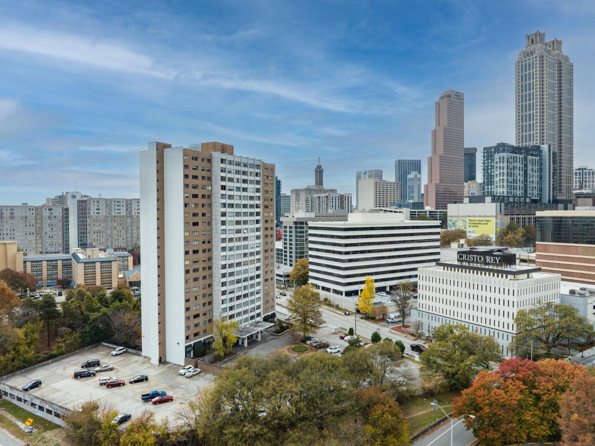 21Floor-Renovated 2Br,1Bath King And Queen Bed And Parking Atlanta Extérieur photo
